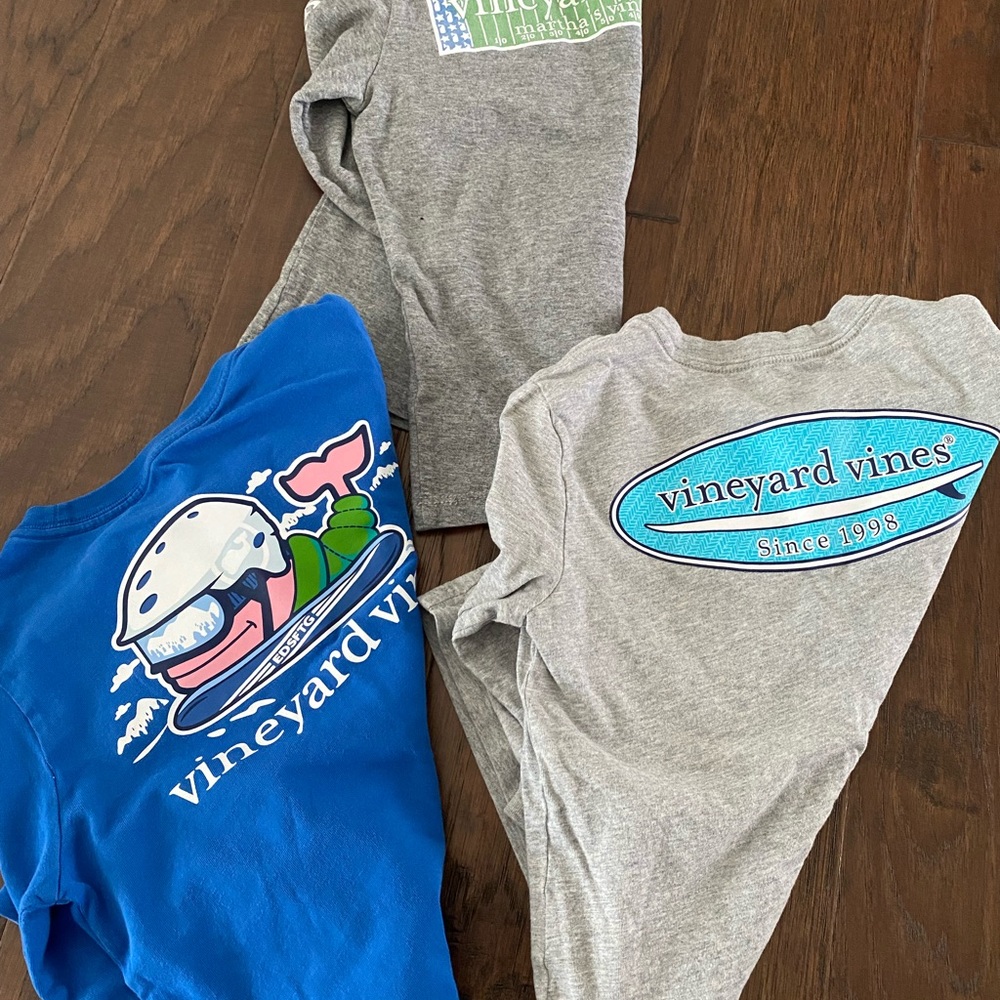 Vineyard vines 5T shirts